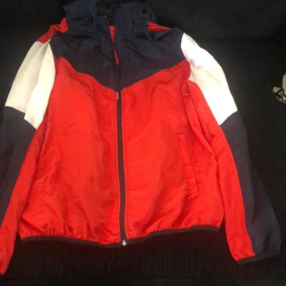 heavy duty material wind breaker forever 21